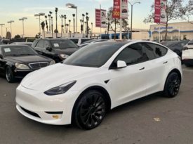 2021 Tesla model y Performance Sport Utility 4D